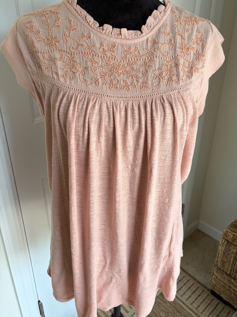 Lucky Brand Blush Pink Embroidered Cap Sleeve Top - Size L